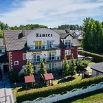 Ramzes -pokoje Z Balkonami,parking,rowery,blisko Do Plazy Bed & Breakfast Ustka