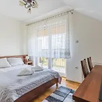 Bed & Breakfast Ramzes -pokoje Z Balkonami,parking,rowery,blisko Do Plazy