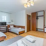 Ramzes -pokoje Z Balkonami,parking,blisko Do Plaży Nocleg ze śniadaniem 3*