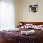 Ramzes Ustka -Pokoje Z Balkonami,Parking,Rowery,Blisko Do Plazy 3*