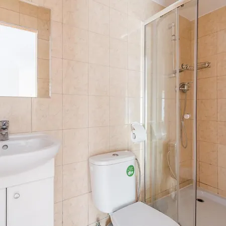 Ramzes-pokoje Z Balkonami,parking,blisko Do Plazy