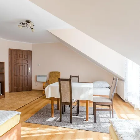 Ramzes-pokoje Z Balkonami,parking,blisko Do Plazy 3*