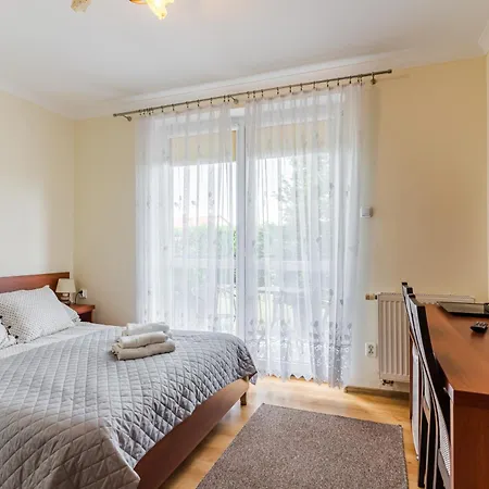 Bed & Breakfast Ramzes-pokoje Z Balkonami,parking,10min Od Plazy *