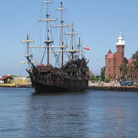 Ramzes-Pokoje Z Balkonami,Parking,Blisko Do Plazy Ustka 3*