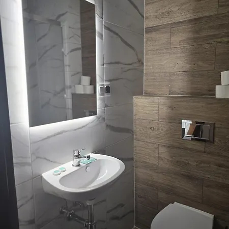 Ramzes-pokoje Z Balkonami,parking,blisko Do Plazy فندق مبيت وإفطار