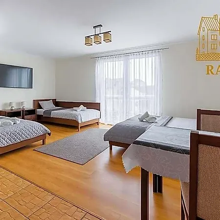 Ramzes -pokoje Z Balkonami, Parking Gratis ,rowery ,dobry Dojazd Do Plazy I Centrum Bed & Breakfast Ustka