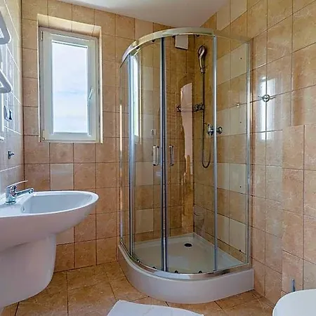 Bed & Breakfast Ramzes -pokoje Z Balkonami, Parking Gratis ,rowery ,dobry Dojazd Do Plazy I Centrum