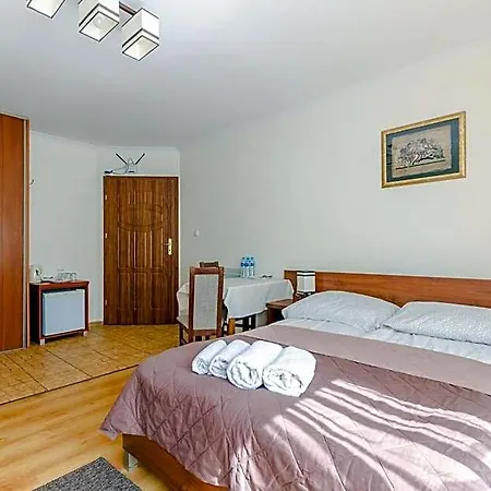 Bed & Breakfast Ramzes -pokoje Z Balkonami, Parking Gratis ,rowery ,dobry Dojazd Do Plazy I Centrum 3*
