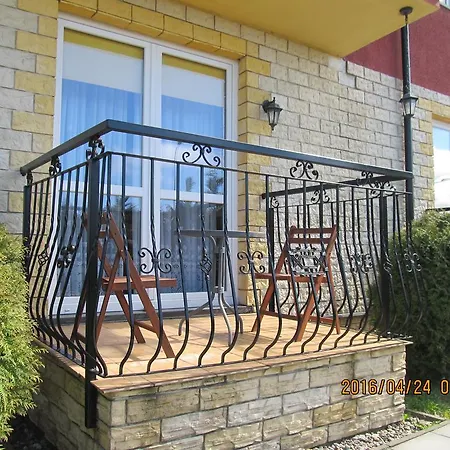 Ramzes-Pokoje Z Balkonami,Parking,Blisko Do Plazy Ustka Stolpmünde