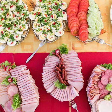 Ramzes-Pokoje Z Balkonami,Parking,Blisko Do Plazy Ustka