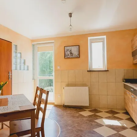 Ramzes-pokoje Z Balkonami,parking,blisko Do Plazy أوستكا