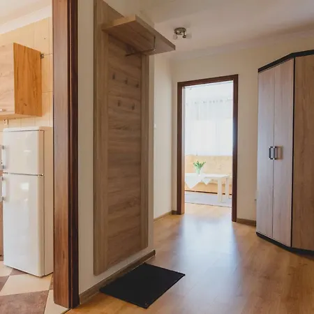 Ramzes-Pokoje Z Balkonami,Parking,Blisko Do Plazy Ustka 3*