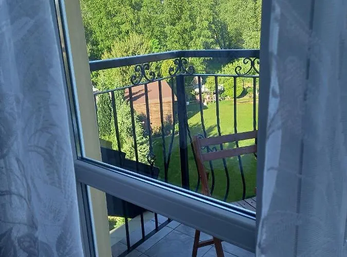 Ramzes Ustka -Pokoje Z Balkonami,Parking,Rowery,Blisko Do Plazy 3* Ούστκα