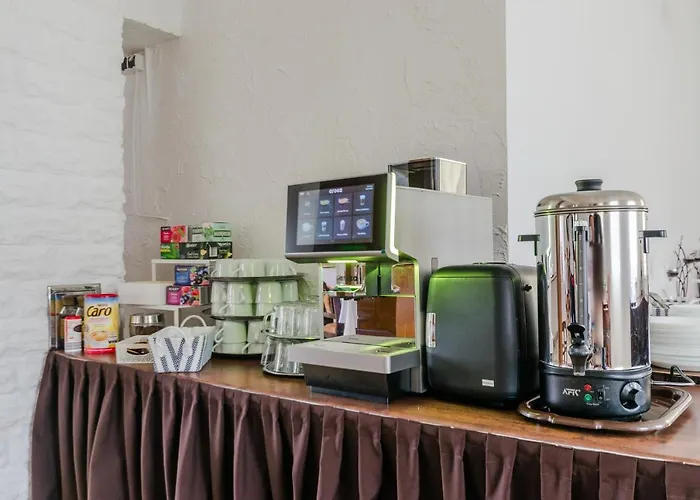 Ramzes Ustka -Pokoje Z Balkonami,Parking,Blisko Do Plazy