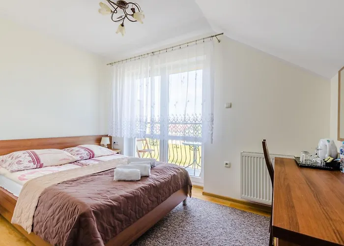 Ramzes Ustka -Pokoje Z Balkonami,Parking,Blisko Do Plazy Устка