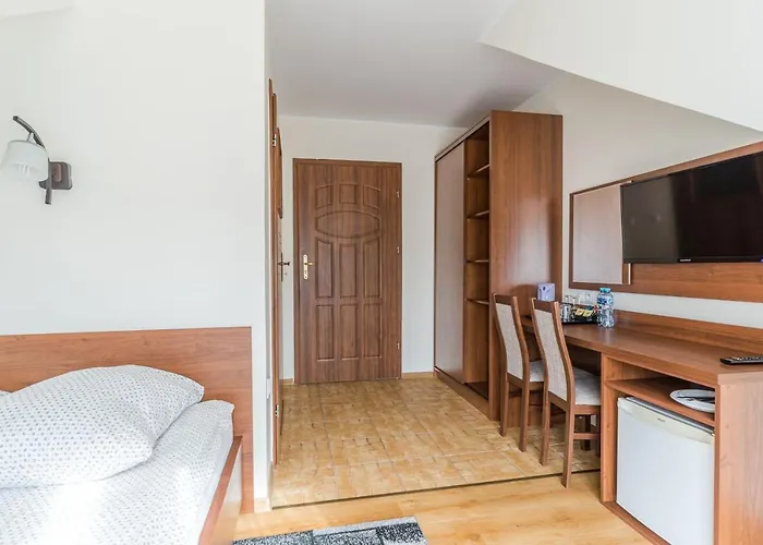 Bed and Breakfast Ramzes Ustka -Pokoje Z Balkonami,Parking,Rowery,Blisko Do Plazy 3*