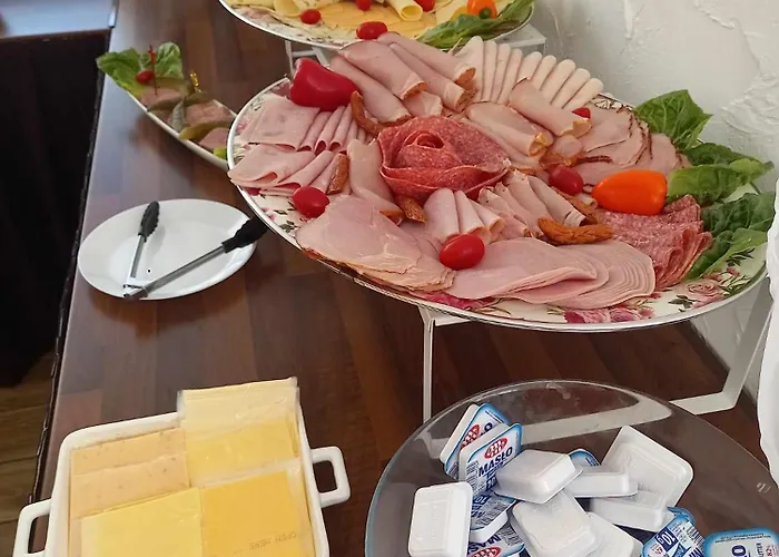 Ramzes-pokoje Z Balkonami,parking,blisko Do Plazy Panzió