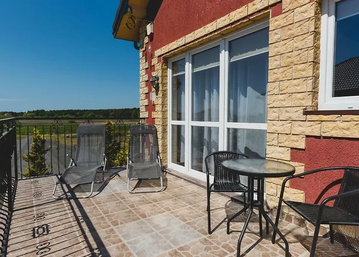 Bed and Breakfast Ramzes Ustka -Pokoje Z Balkonami,Parking,Rowery,Blisko Do Plazy