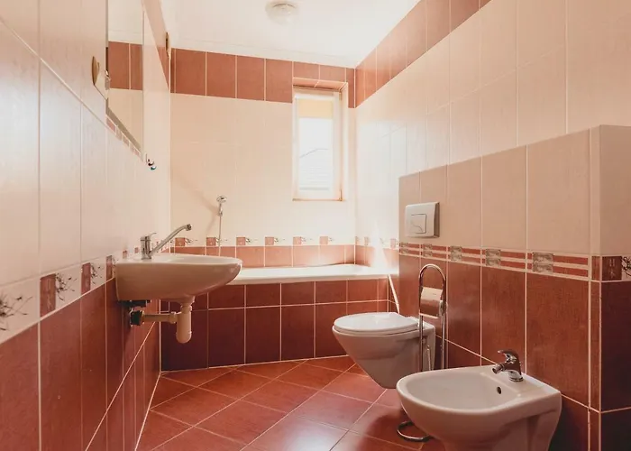 Ramzes-pokoje Z Balkonami,parking,blisko Do Plazy 3*