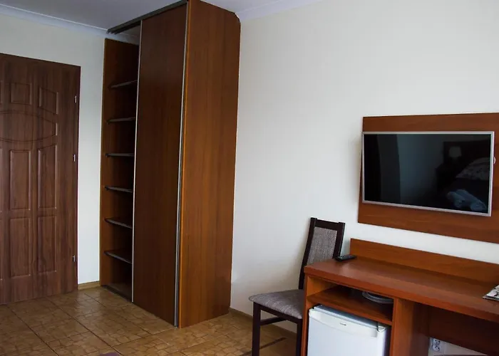 Panzió Ramzes-pokoje Z Balkonami,parking,blisko Do Plazy Ustka